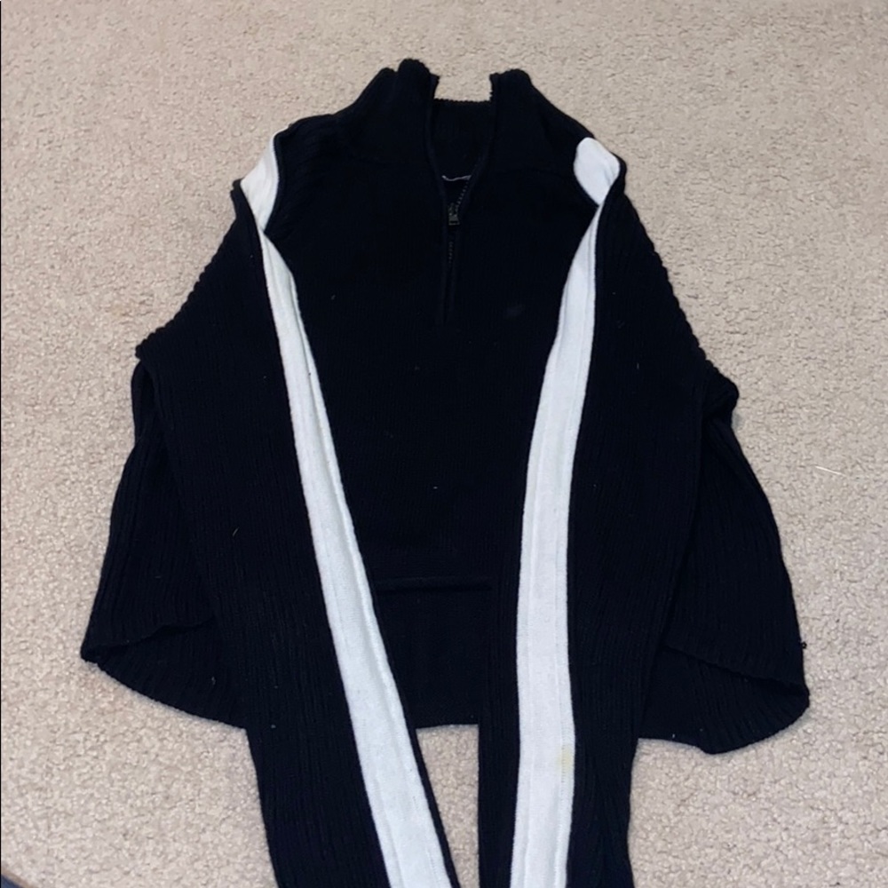 Brandy Melville quarter zip sweater